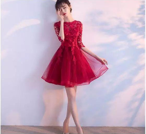 心理学:4款伴娘服,你想穿哪一件?测你会在什么时候结婚?