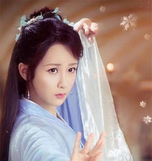 杨紫的古装写真,美得太不像话了,萌萌哒