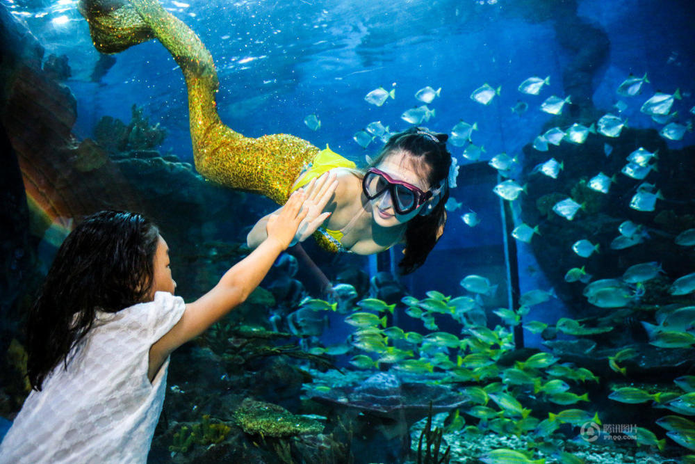 【中国人的一天】美人鱼母女