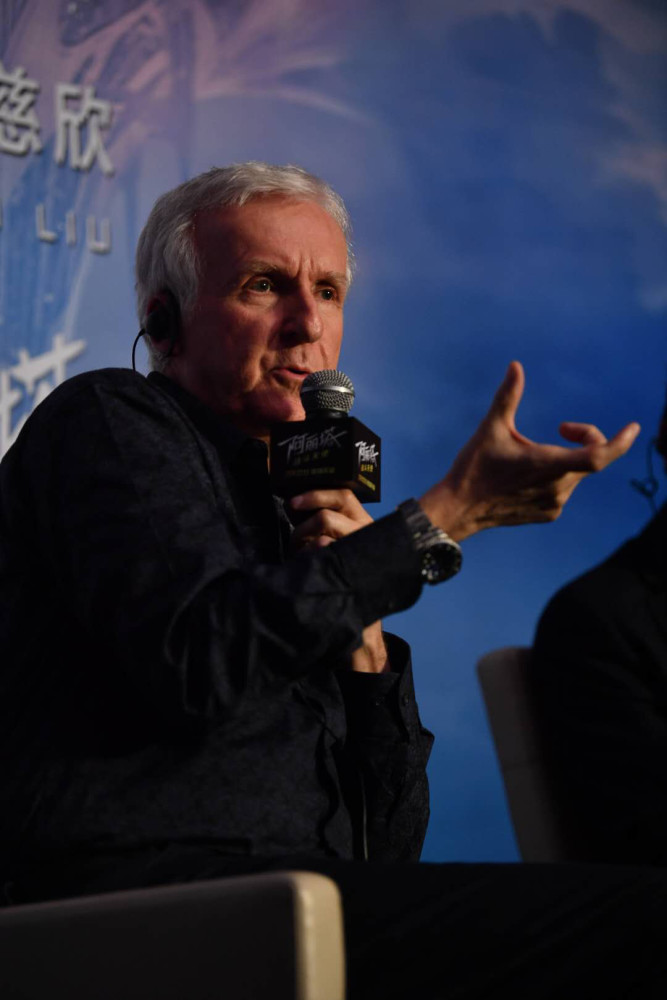 詹姆斯.卡梅隆,这个改变电影世界的男人,他的作