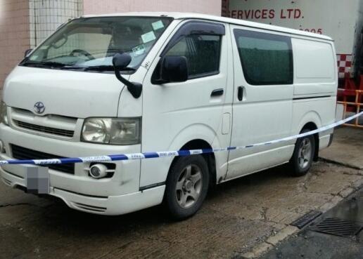 香港黄金大劫案现场：仍留有6袋金条 5匪徒挥舞牛肉刀吓退路人