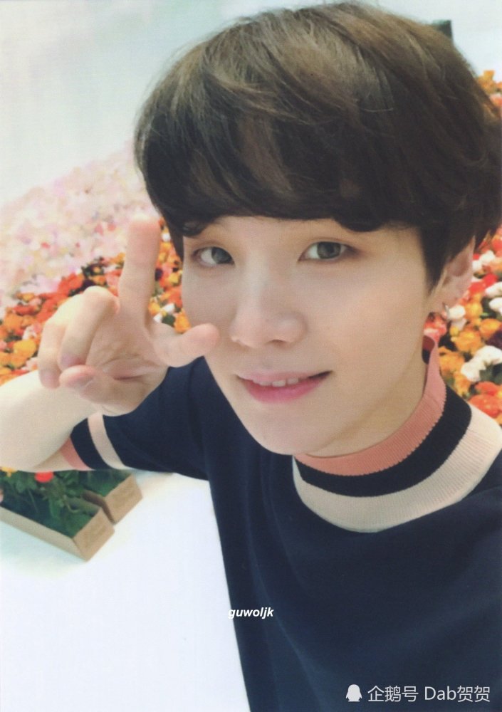 防弹少年团 bts 最新壁纸推荐 春日们的少年们