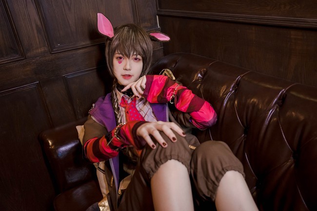 梦100柴郡猫cosplay,爱丽丝,快来和我一起玩耍吧!