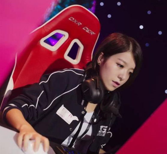 骨灰级女玩家的3个特点,最后一个扎心了:电子