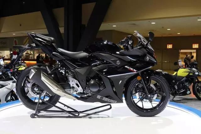 铃木gsx250r参数,铃木gsx250r参数 配置 入门级跑车的新选择 试驾豪爵铃木gsx250r