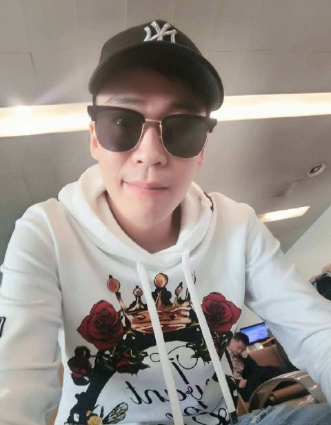 快手最应该被封杀的网红,两个背叛,一个抛妻,一个不孝