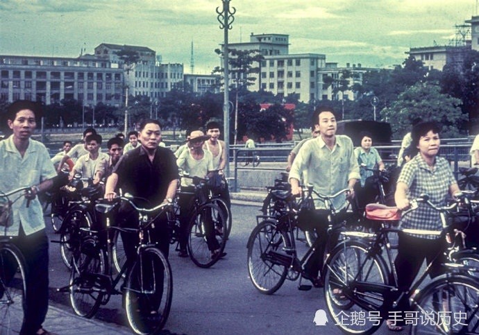 1976年的老照片,70年代的北京,民风淳朴!
