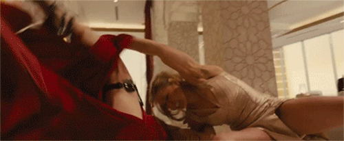 搞笑gif:你们猜谁是男的谁是女的,答对有奖