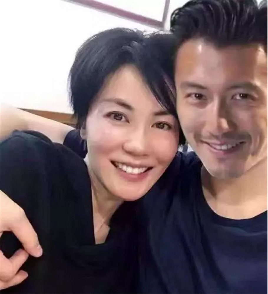 谢霆锋和王菲已分手,和杨幂三月官宣?谢霆锋回应事实