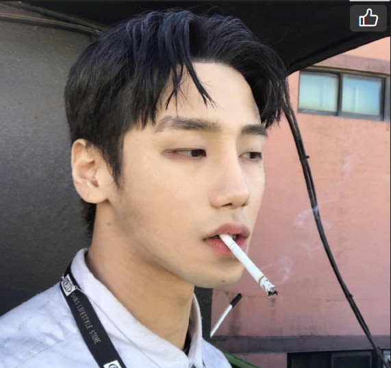 性冷淡·暗黑系男生头像:你的善心从来不该惯着不识好歹的人
