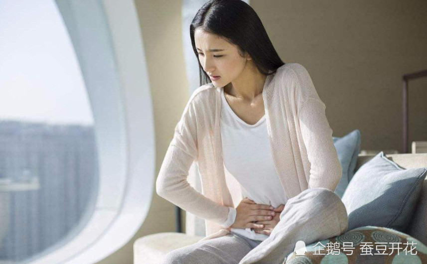 女生"大姨妈"首次造访,千万别碰这5件事,00后请注意
