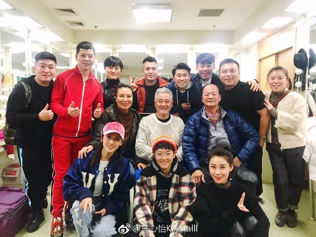 《乡村爱情11》结局杜小双晒幕后合影 网友关心下一部