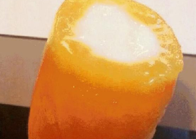 3,夏威夷雪糕,这款雪糕之前可真的是很火爆的.