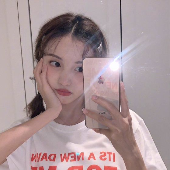 最近流行00后"轻氧系"女生头像,直男:糟了,是心动的感觉!