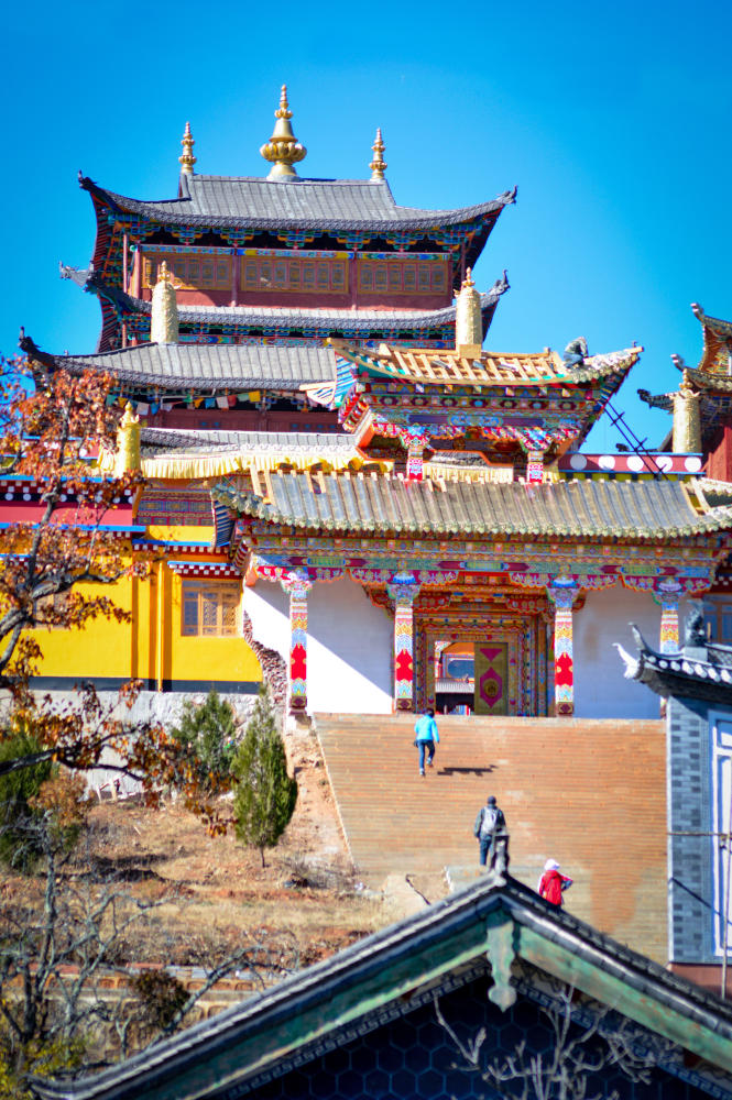 丽江地位最高的寺院,木氏土司后裔曾任住持
