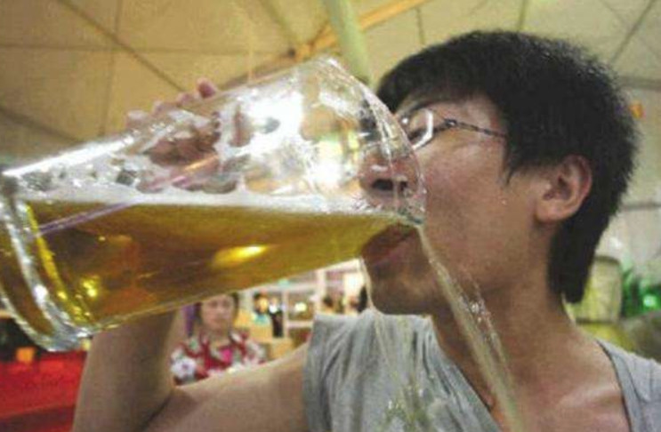 中国喝酒第一城:一年喝掉50万吨,连蒙古壮汉看到都要认输!