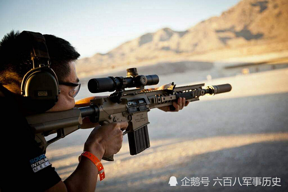 ar-15 kac sr25 1993年初,kac公司向民间市场推出奈特与斯通纳两人