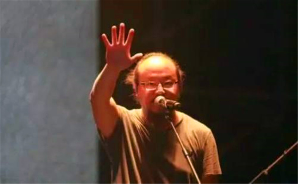 当年窦唯香港红磡开完演唱会之后,有多红?一起来看看!