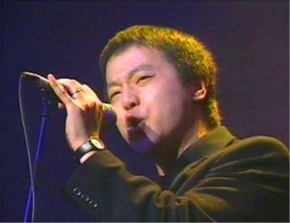 当年窦唯香港红磡开完演唱会之后,有多红?一起来看看!