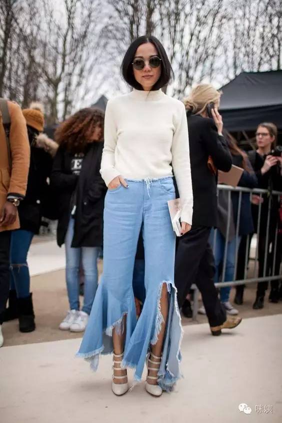 冬季穿白毛衣的都是女神