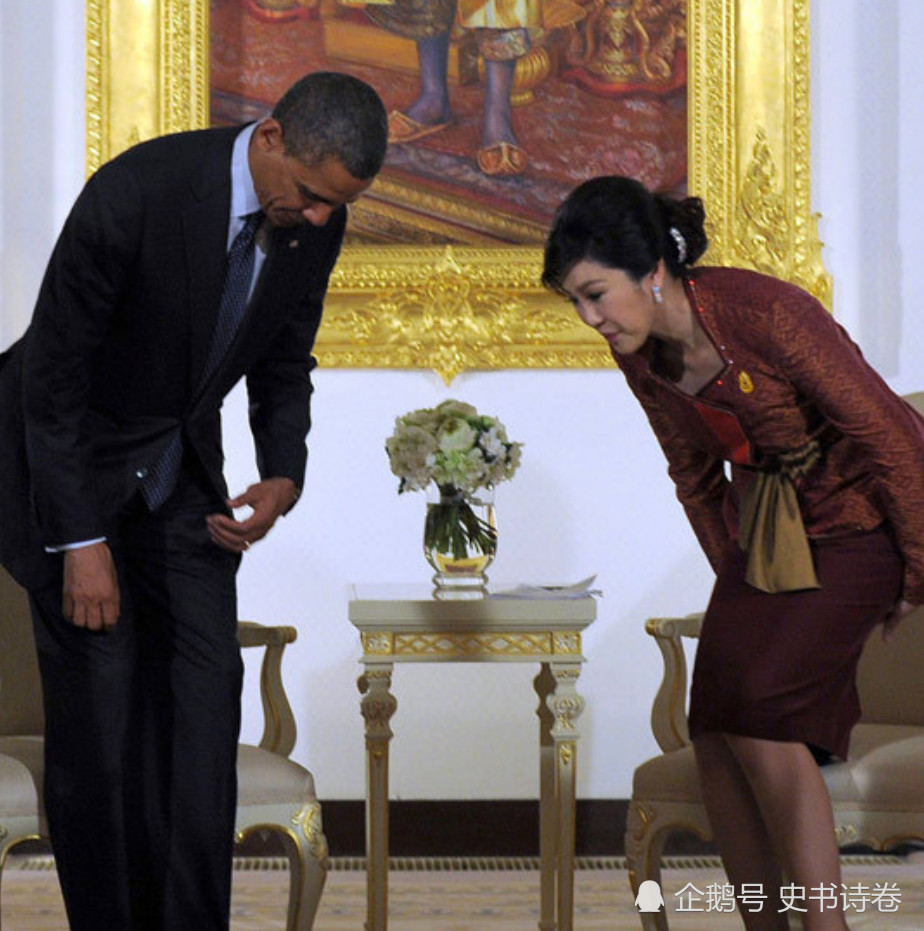 泰国前美女总理英拉和奥巴马抓拍瞬间:他霸气硬汉,她温柔美丽!
