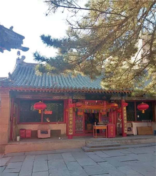 五台山集福寺:礼谒诸佛菩萨,凭吊民族英雄