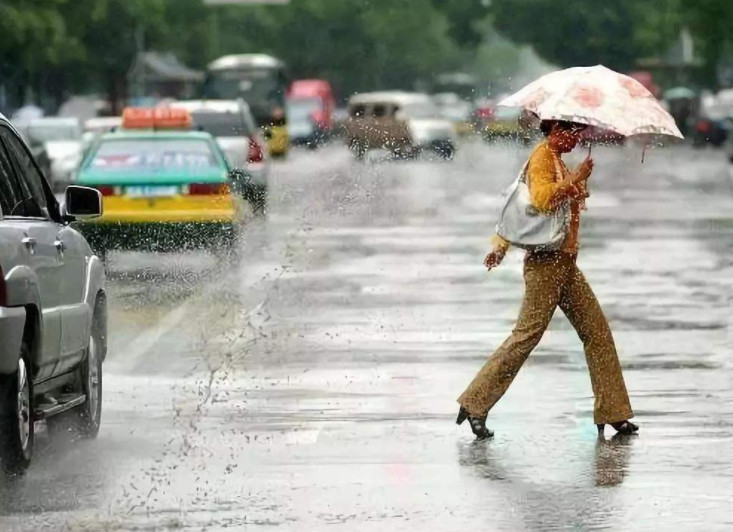 雨天行车,5点注意事项送给你,开车安全有保障!