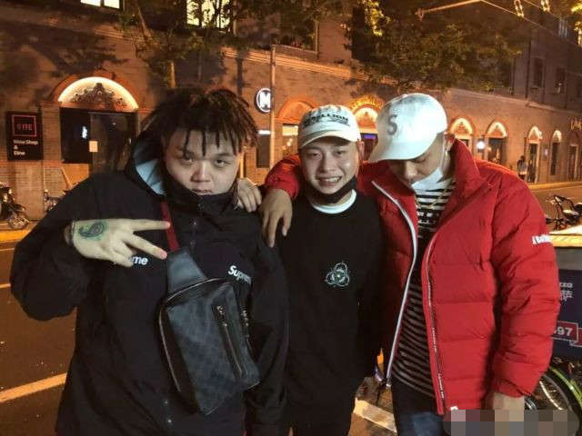 说唱圈:中国百位rapper,历史唯一双冠军——小青龙!