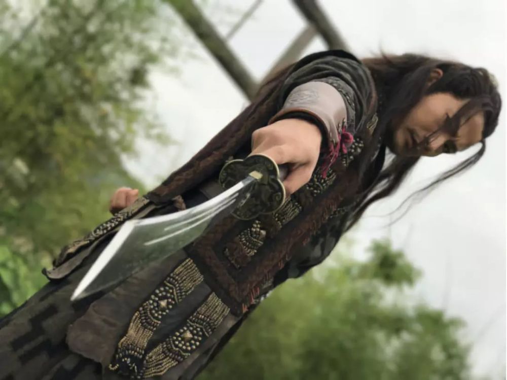 真刀真枪真打斗 致敬武侠影片经典.