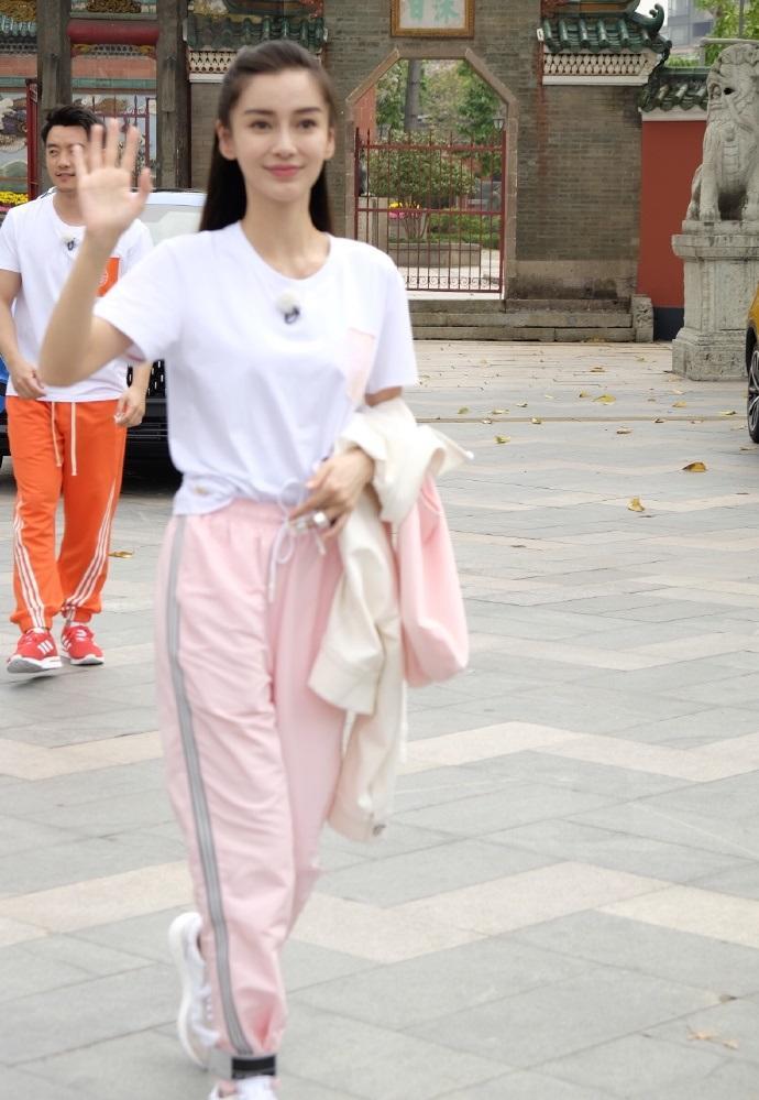 angelababy壁纸跑男,baby照片可爱 angelababy回归跑男似仙女,受伤手指未痊愈仍固定钢板