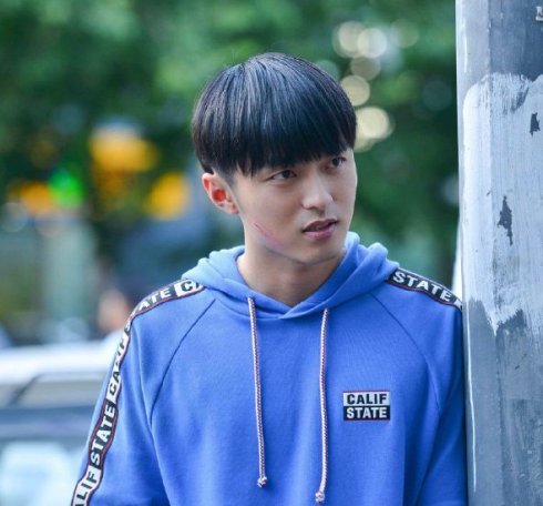 郑爽领衔主演的《青春斗》没帅哥?这10位男星应该不服