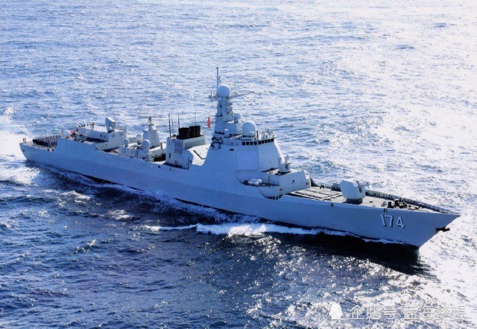 走向海洋强国:畅游在大海上的,中国几艘军舰美图