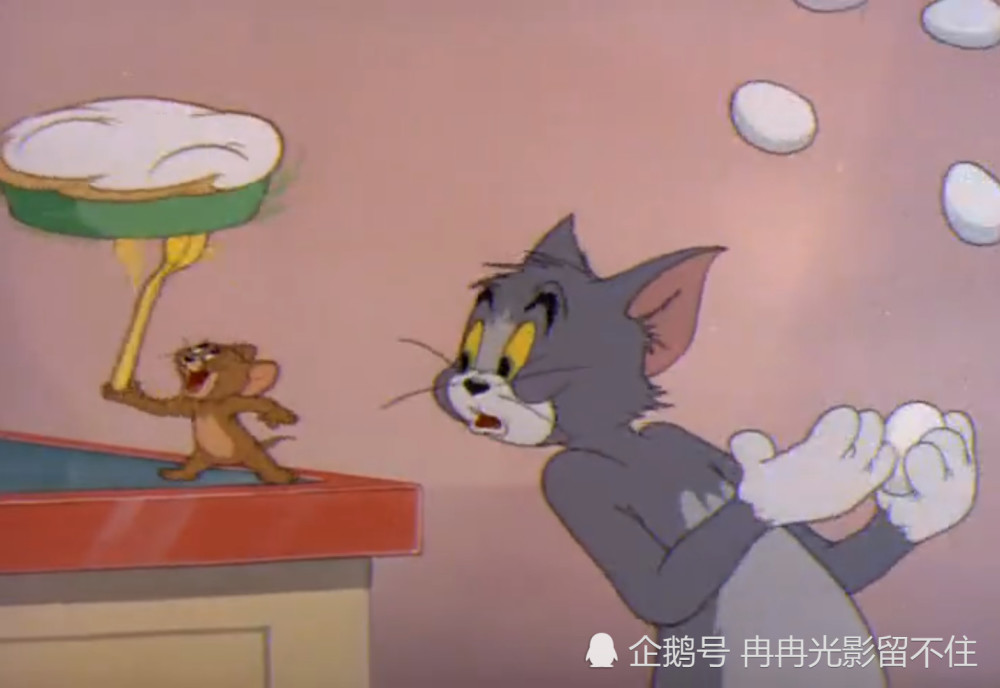 《猫和老鼠》中杰瑞疯狂干扰汤姆搞卫生,网友;杰瑞太坏了!