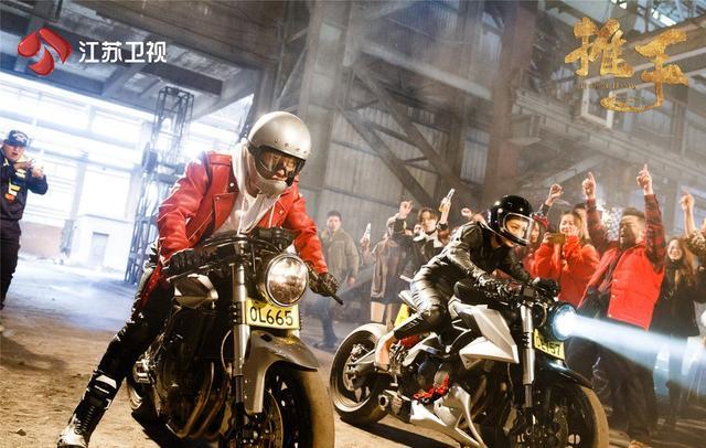 贾乃亮和李小璐离没离婚?从李小璐这些操作就