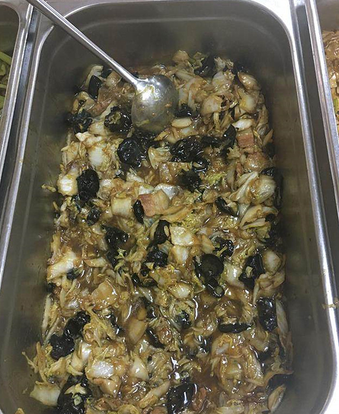 学校食堂最受欢迎的4种菜品,5分钟卖光,抢到的都是运气好!