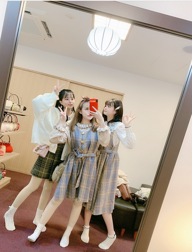 双笙游日本晒和服照,却无意暴露了真实身高,网