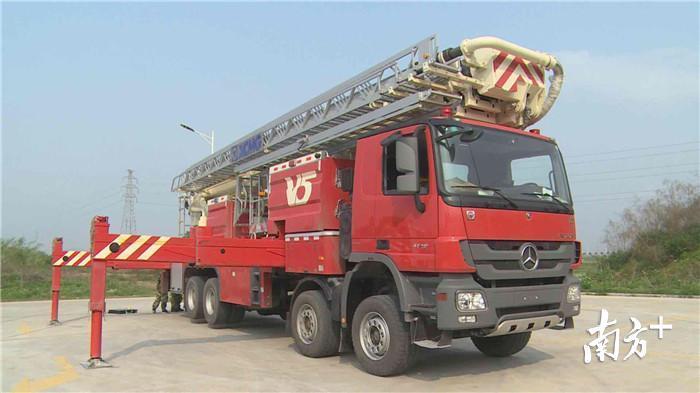 消防 新利器 桥头新购置45米登高平台消防车 提升救援实力 看点快报