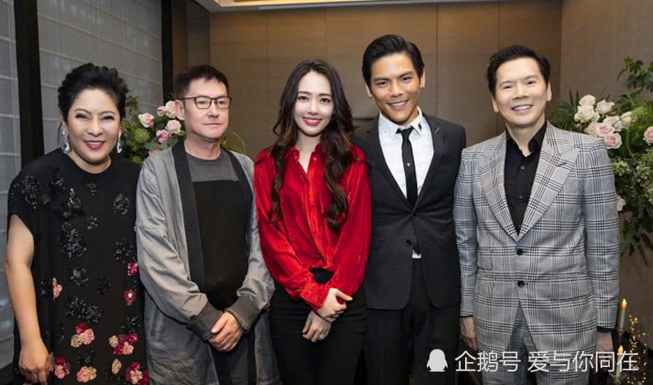 为何着急求婚郭碧婷?向佐下意识回应8字,网友