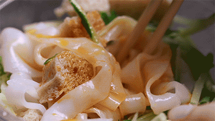 如果他们实在觉得无聊的话,要不要试试做凉皮儿?包教包会的那种.