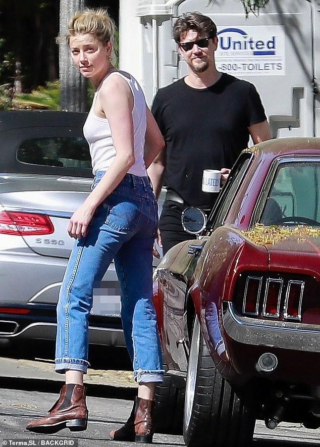 被誉为美国版马蓉的前戴普嫂艾梅柏·希尔德(amber heard)又有新男友