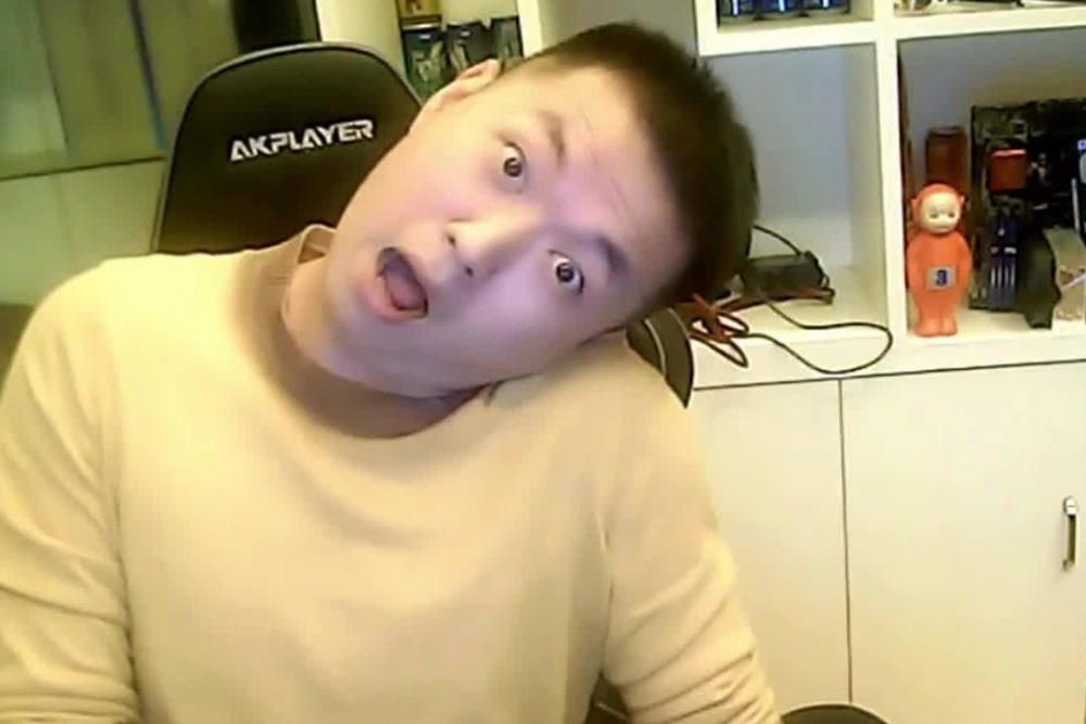 流浪刘波计划成功!药水哥复播,网友:直播理念领