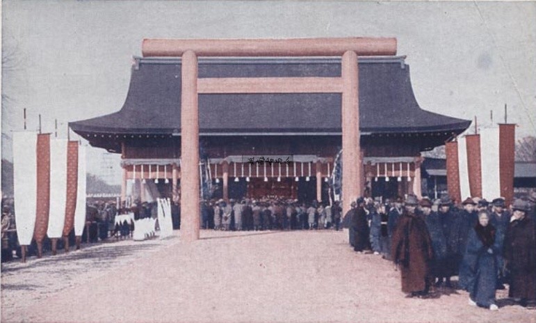 日本大正天皇葬礼罕见彩照:场面恢弘,与生前被嫌弃形成鲜明对比