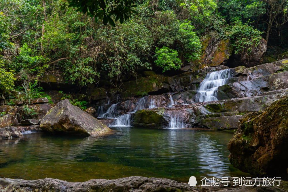 广西有个比四川九寨沟少一寨的八寨沟,你知道吗?