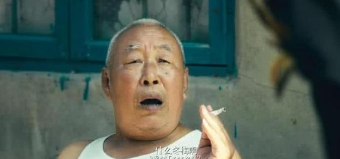 夏洛特烦恼:电影中的群演,除了冬梅楼下的大爷,胖姑娘