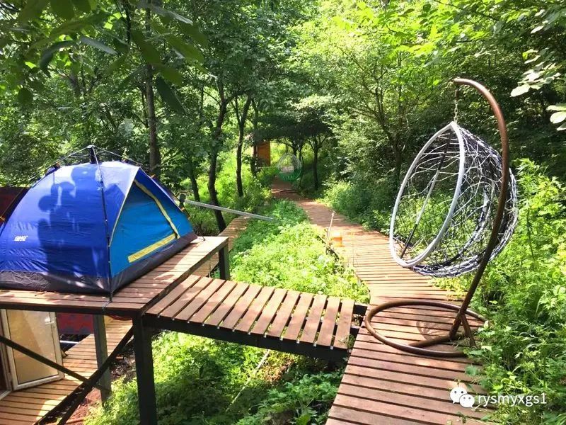 雾灵山旅游童话树屋木屋别墅