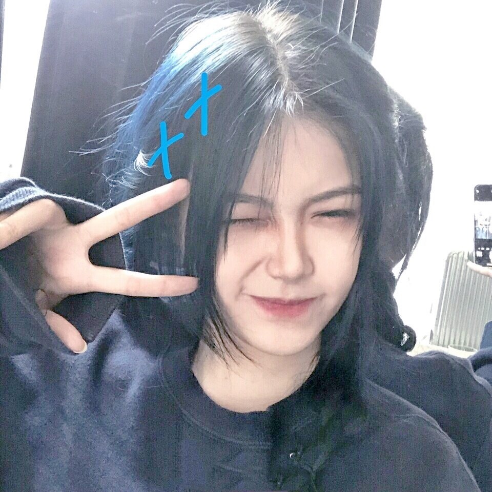 短发,发型,网红,00后,学生党