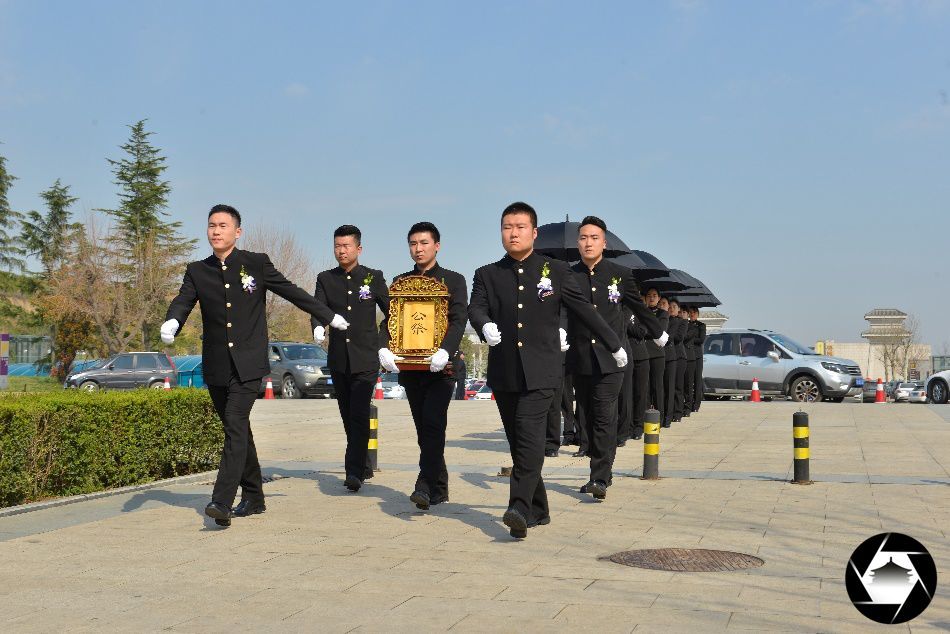 我在西安殡仪馆做金牌司仪