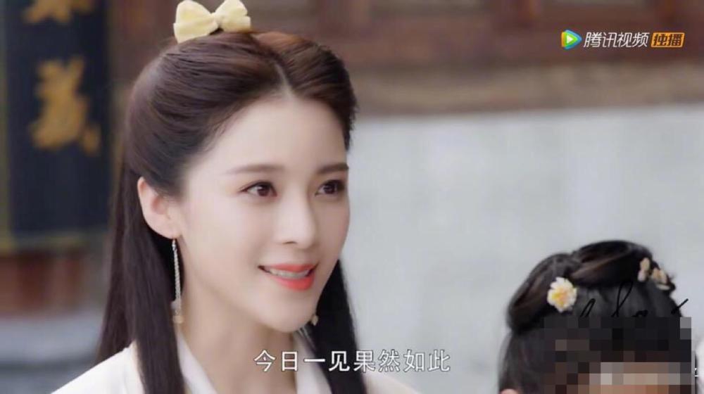 赵韩樱子的黄衫女子上线，仙气十足被赞是剧中最美女配