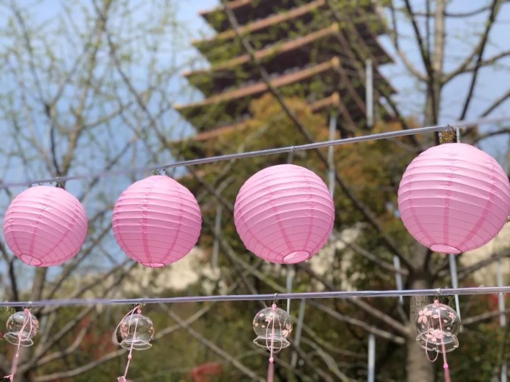 牛首山大校场的"射艺"活动   也为我们再现这一古老礼仪的魅力   风铃