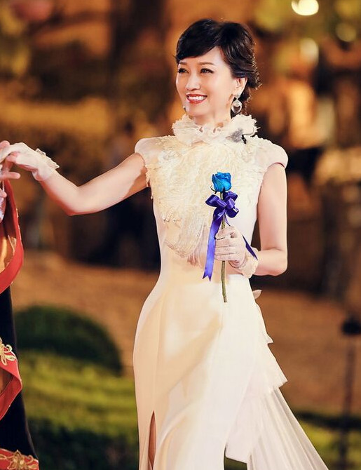65岁的赵雅芝有多美?看到照片后,网友:是怎么做到"冻龄"的